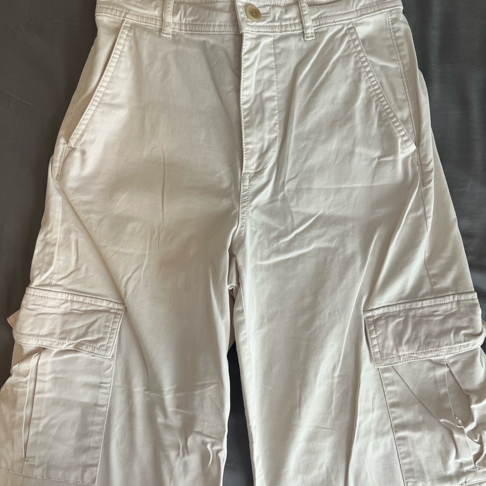 Everlane Cream Cargo Pants